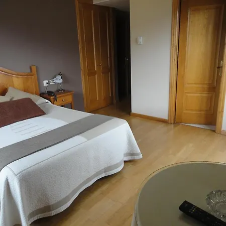 Restaurante Casa Petronila מלון 2*