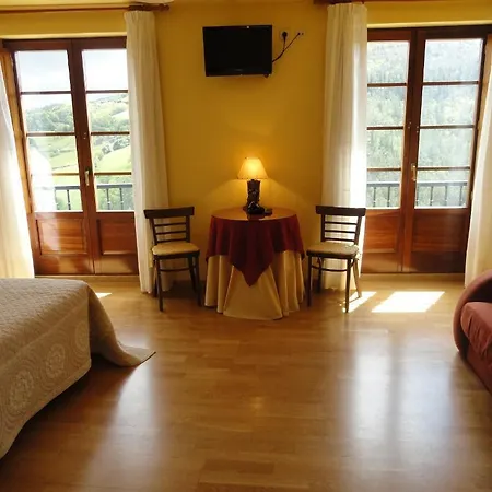 Hotel Restaurante Casa Petronila Taramundi